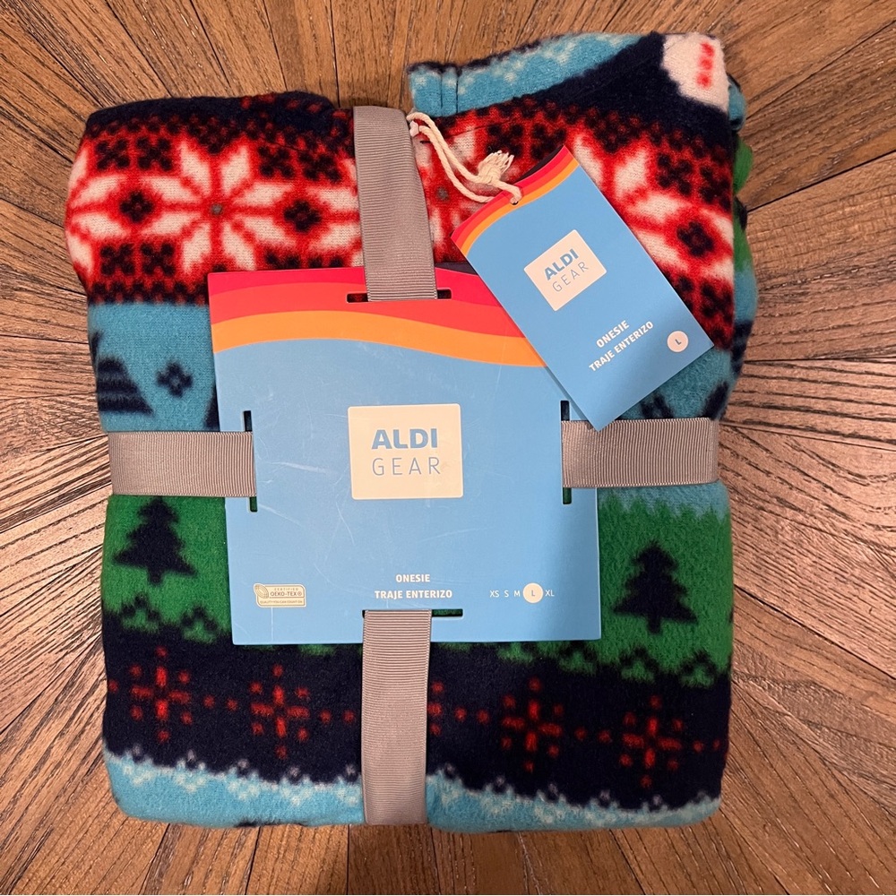 Aldi Gear Unisex Adult Christmas Snowman Snowflake One Piece Pajama Large NWT